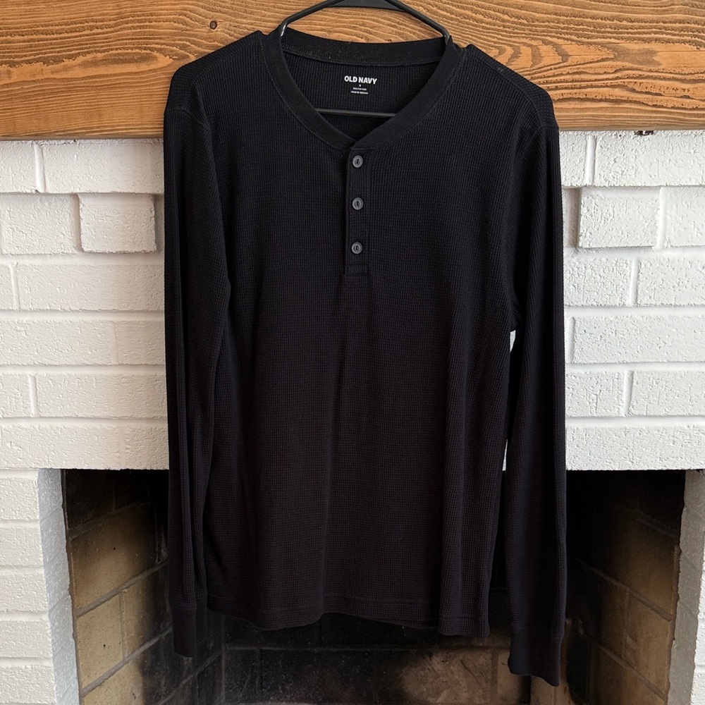 Old Navy Men's Long Sleeve Black Henley
